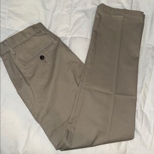 Amazon Essentials Men's Khaki Chinos